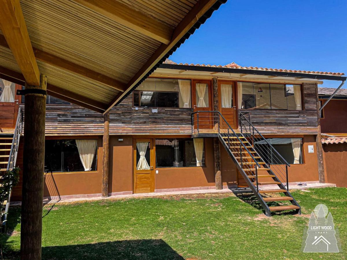Hotel Light Wood Calca Exterior foto
